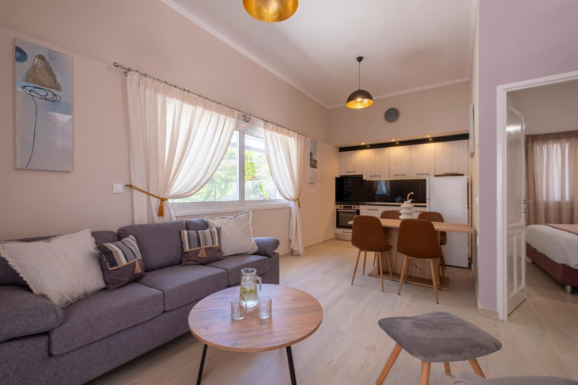 Villa Natura With Pool For 8 - Private, Luxury *