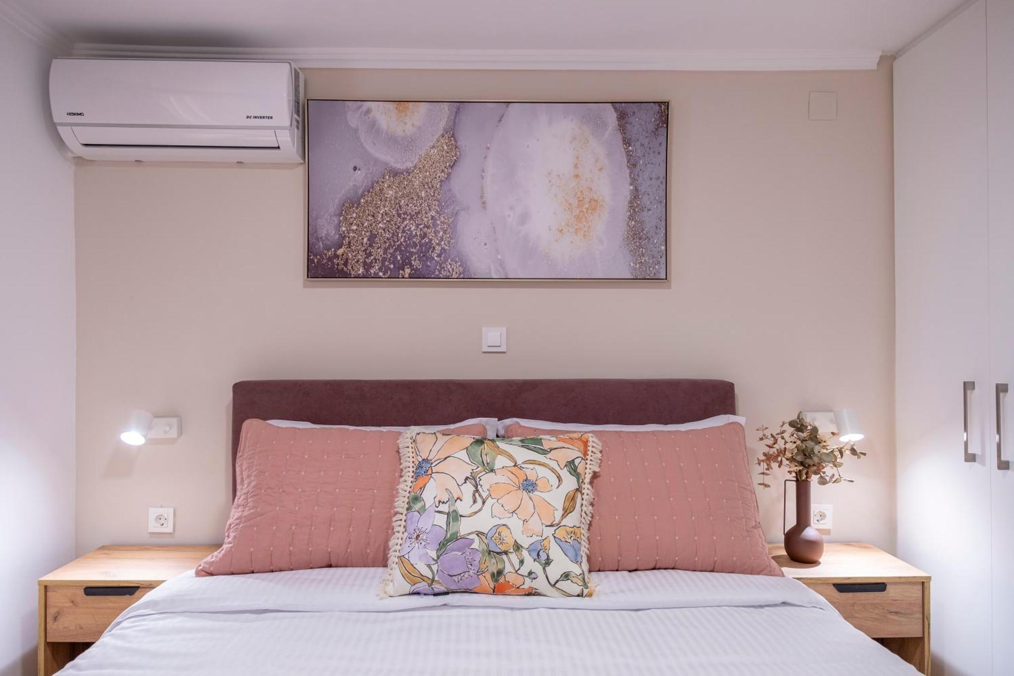 Natura With Pool For 8 - Private, Luxury *