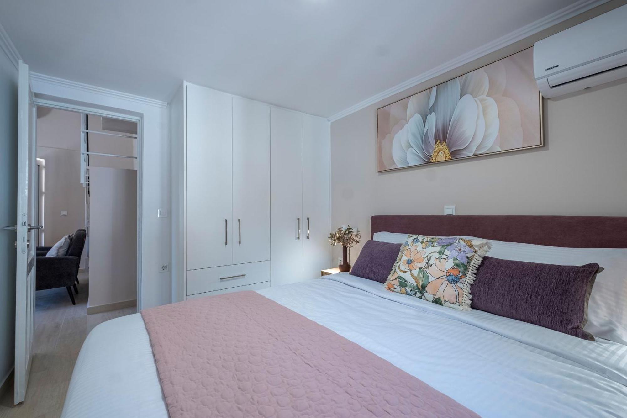 Villa Natura With Pool For 8 - Private, Luxury
