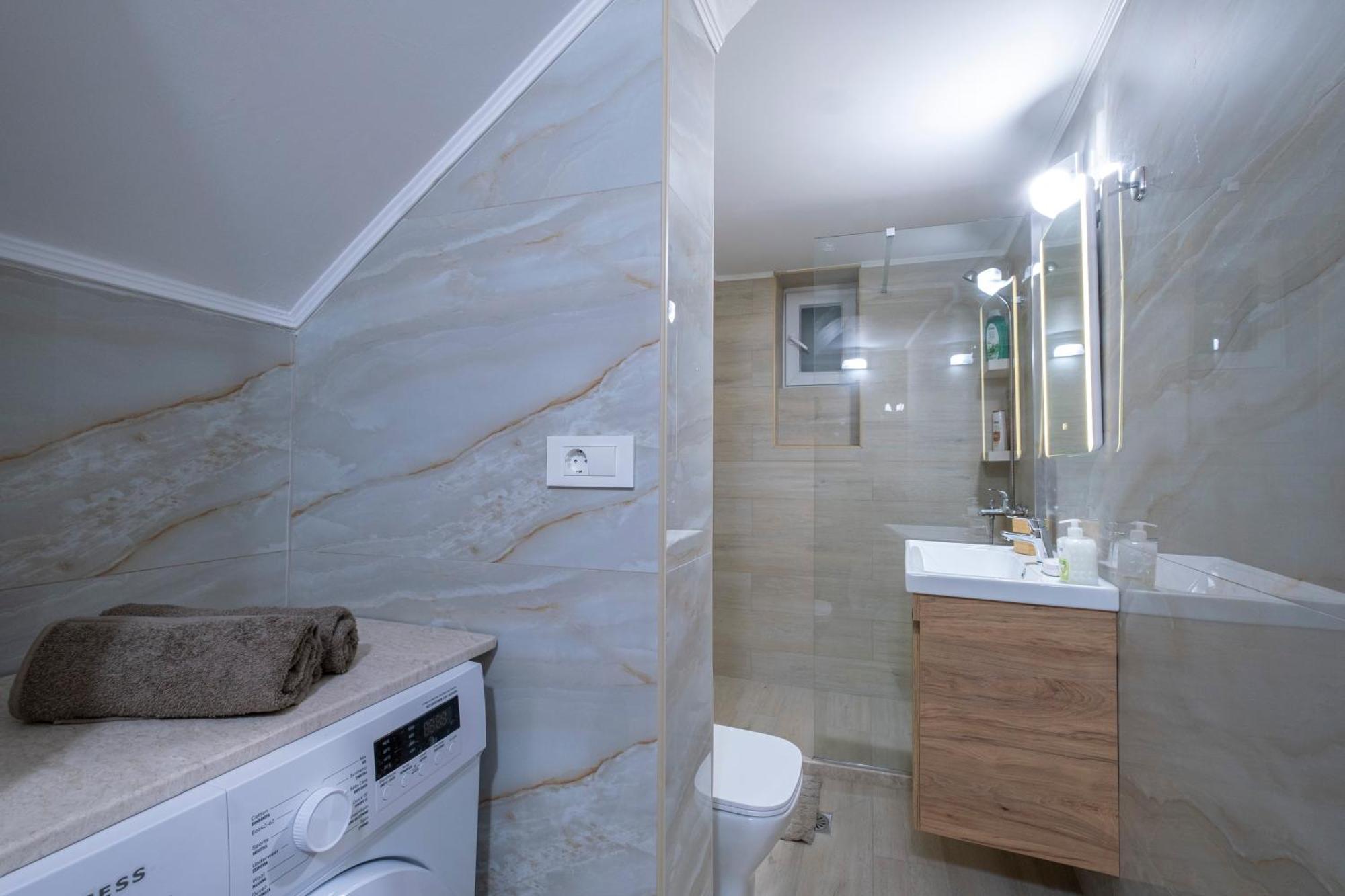 Natura With Pool For 8 - Private, Luxury Villa *